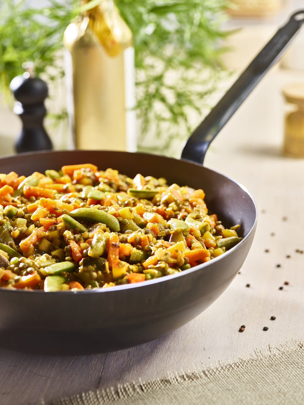 De Buyer Blue Carbon wok och traktörpanna