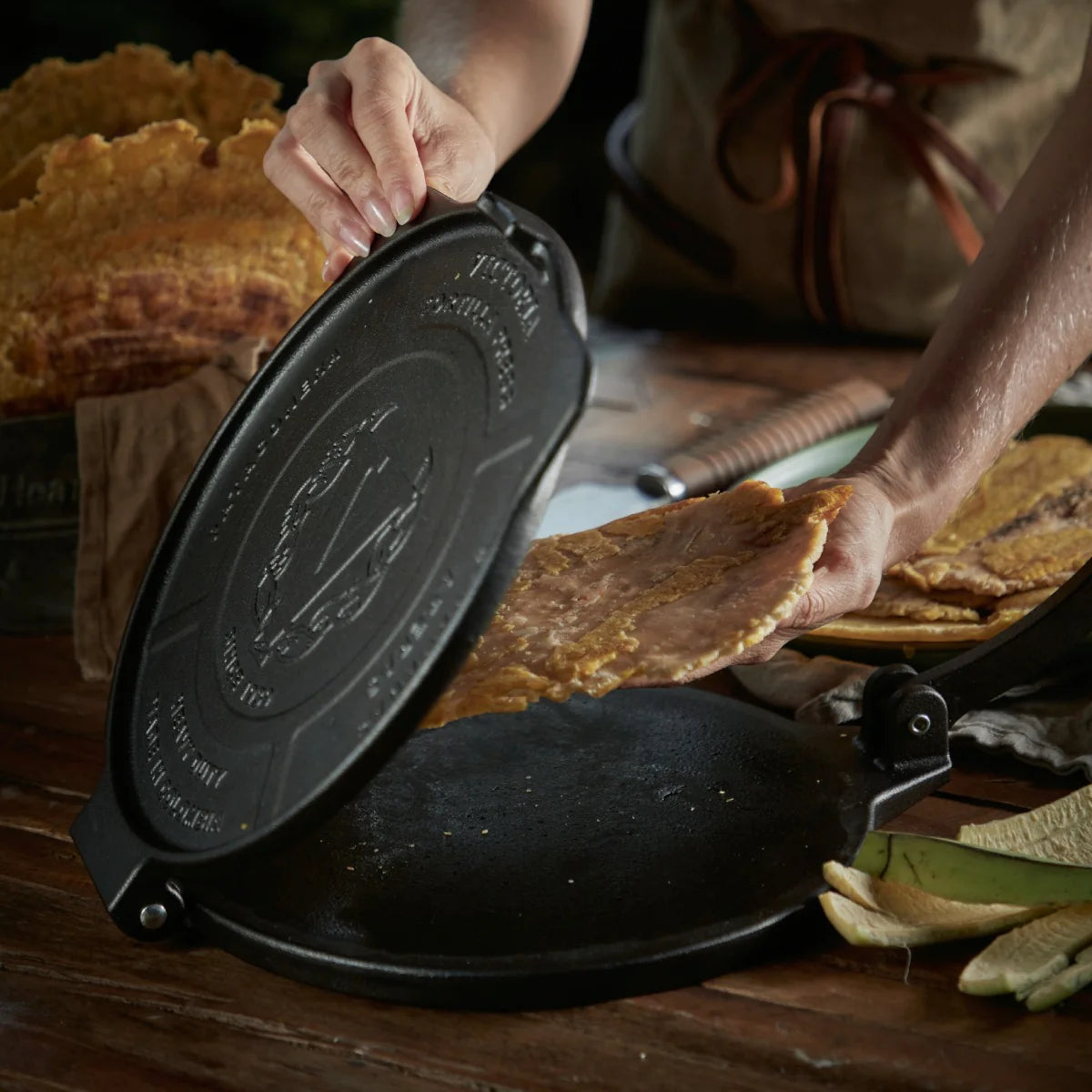 Victoria tortilla press, cast iron, 25 cm