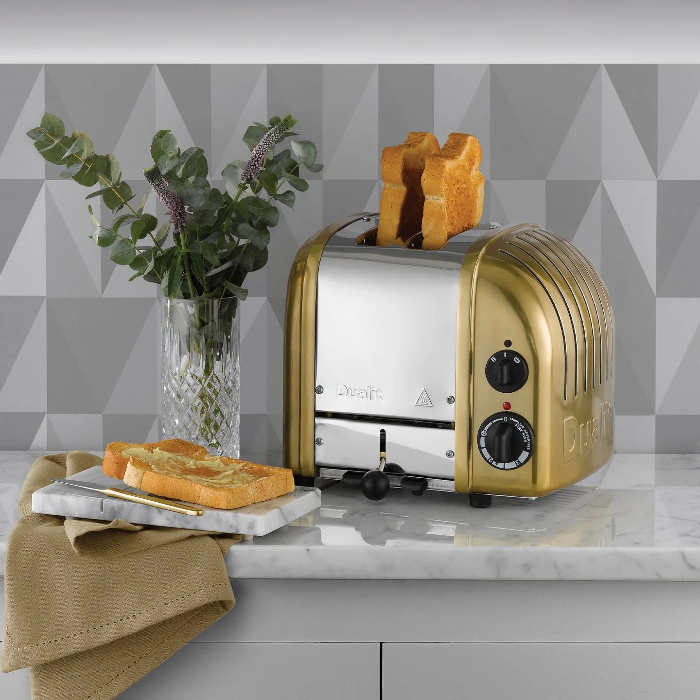 Dualit toaster, 2 slots, brass