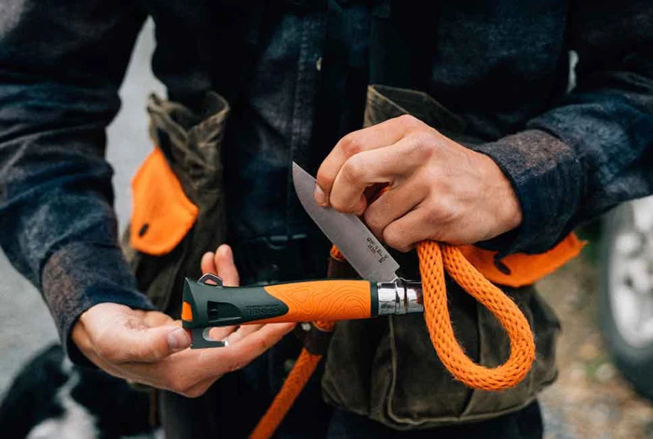 Opinel N°12 Explore fällkniv med fästingsborttagare