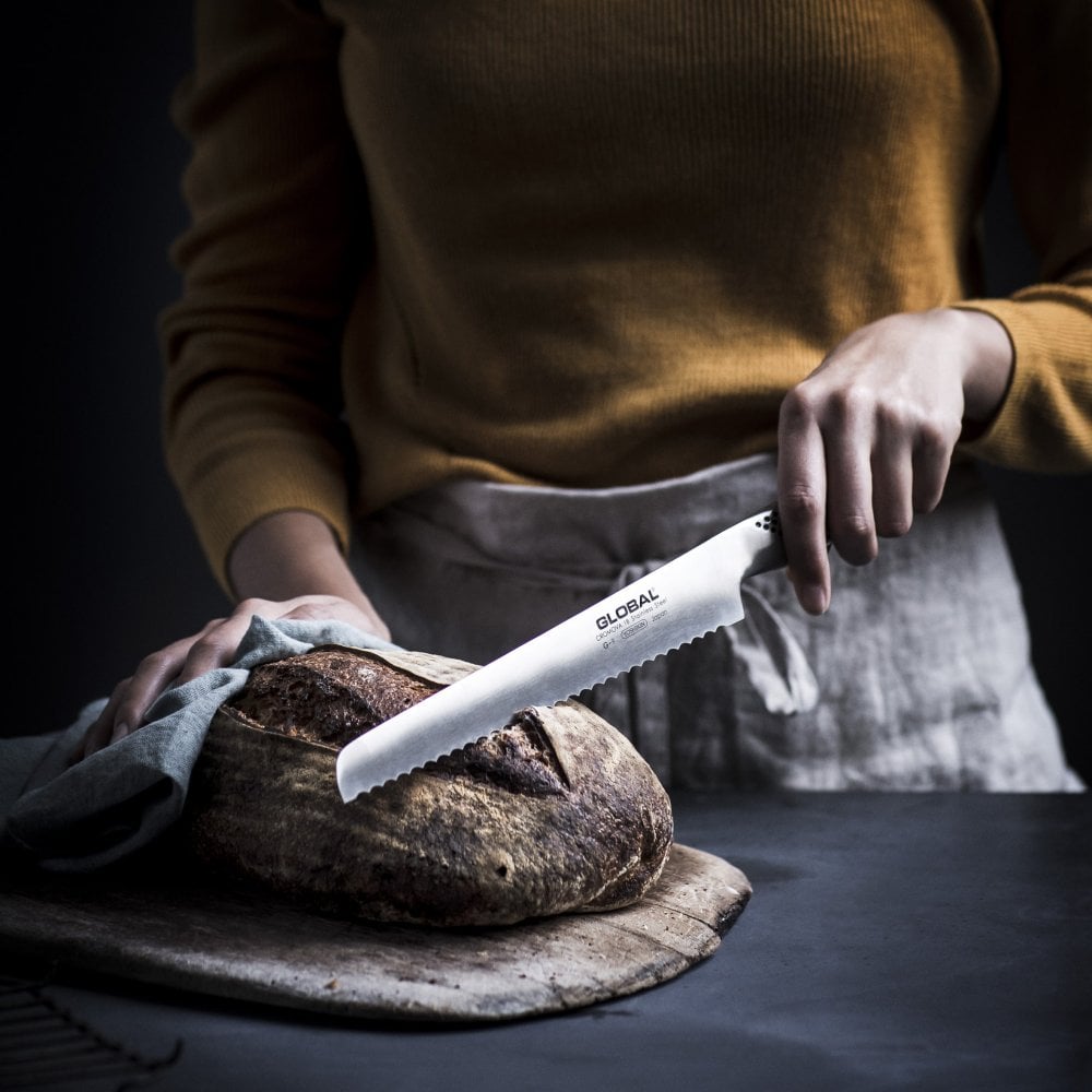 Global G-9 bread knife 22 cm