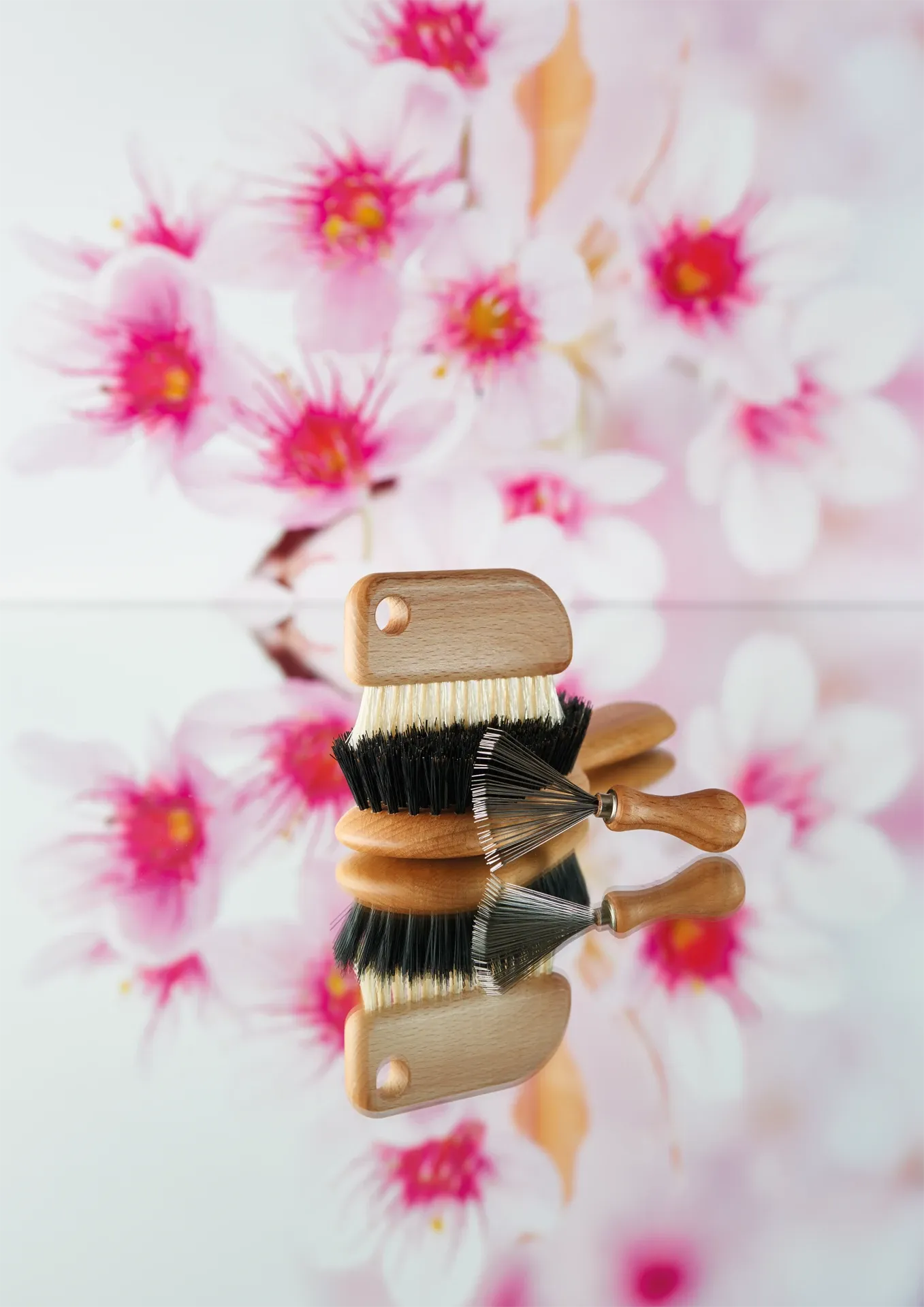 Redecker brush cleaner
